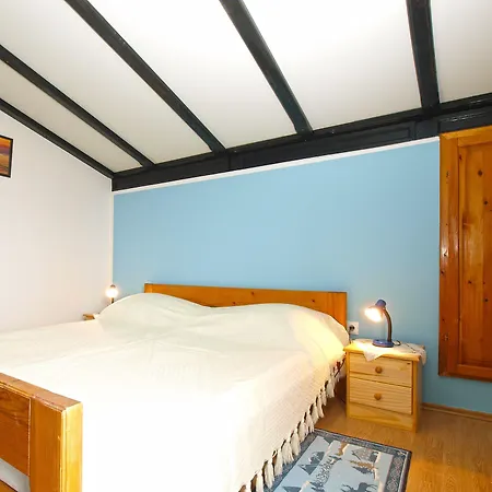 בית הארחה Dragica 1251 3*