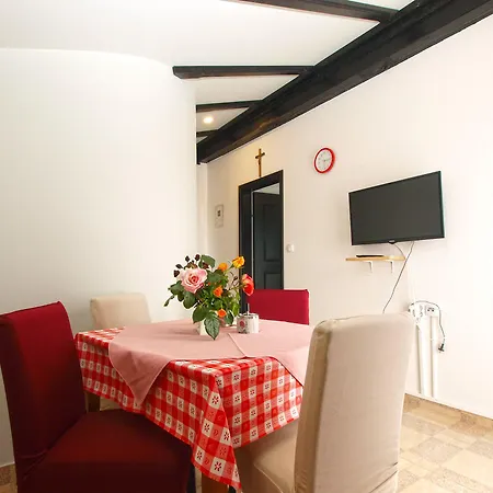 Dragica 1251 Guest house Fazana