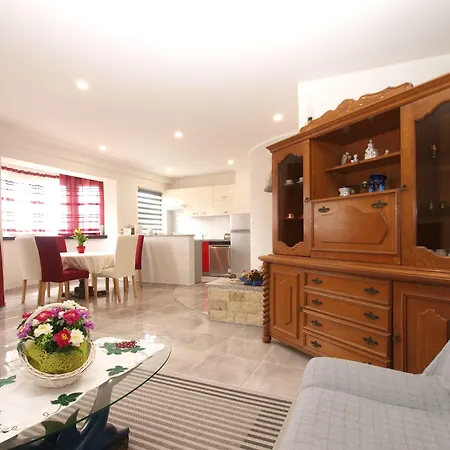 Dragica 1251 3* פאז'אנה