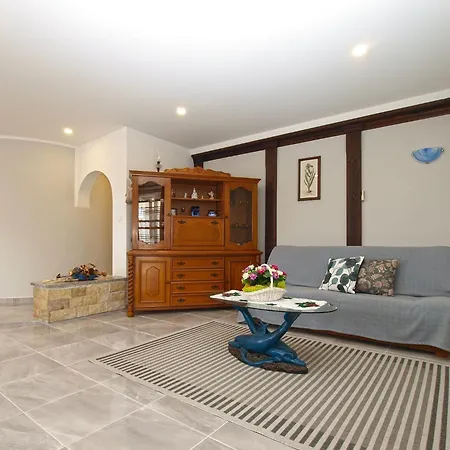 Guest house Dragica 1251 Fazana