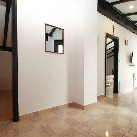 Dragica 1251 Guest house