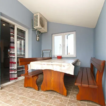 Dragica 1251 Guest house 3*