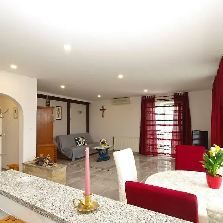 Dragica 1251 Guest house Fazana