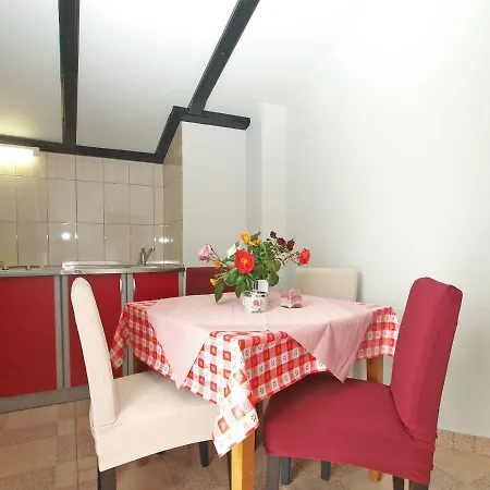 Guest house Dragica 1251 Fazana