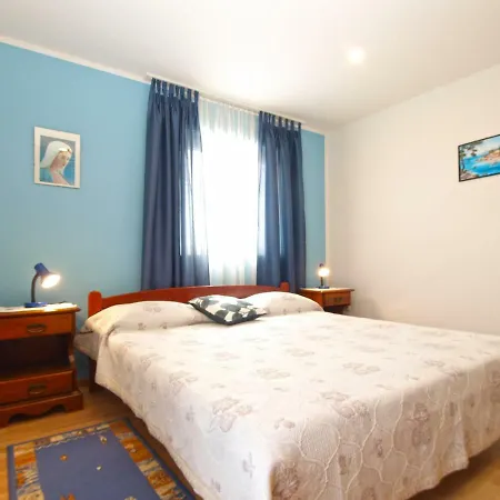 בית הארחה Dragica 1251 3*